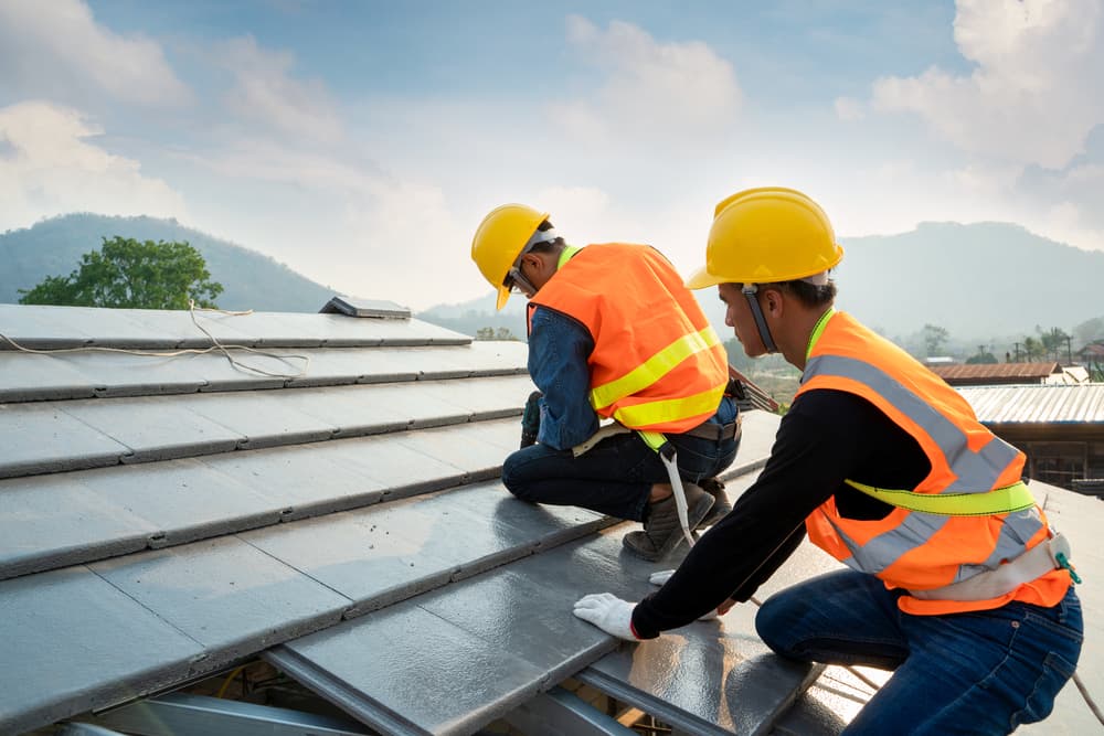 roof repair in Mishicot WI